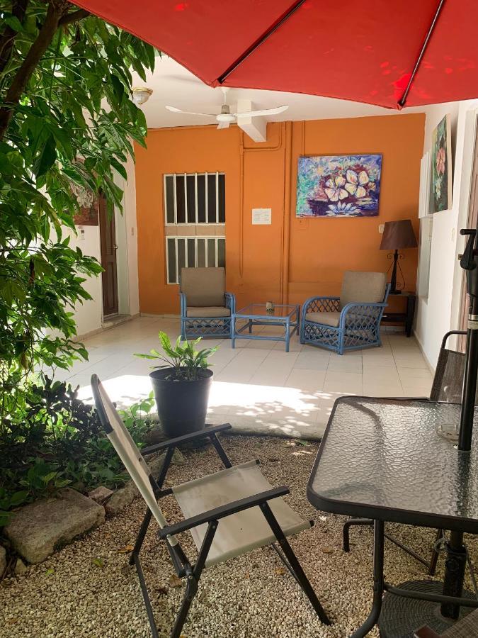 Casa Centro 70 Hotel Merida Bagian luar foto