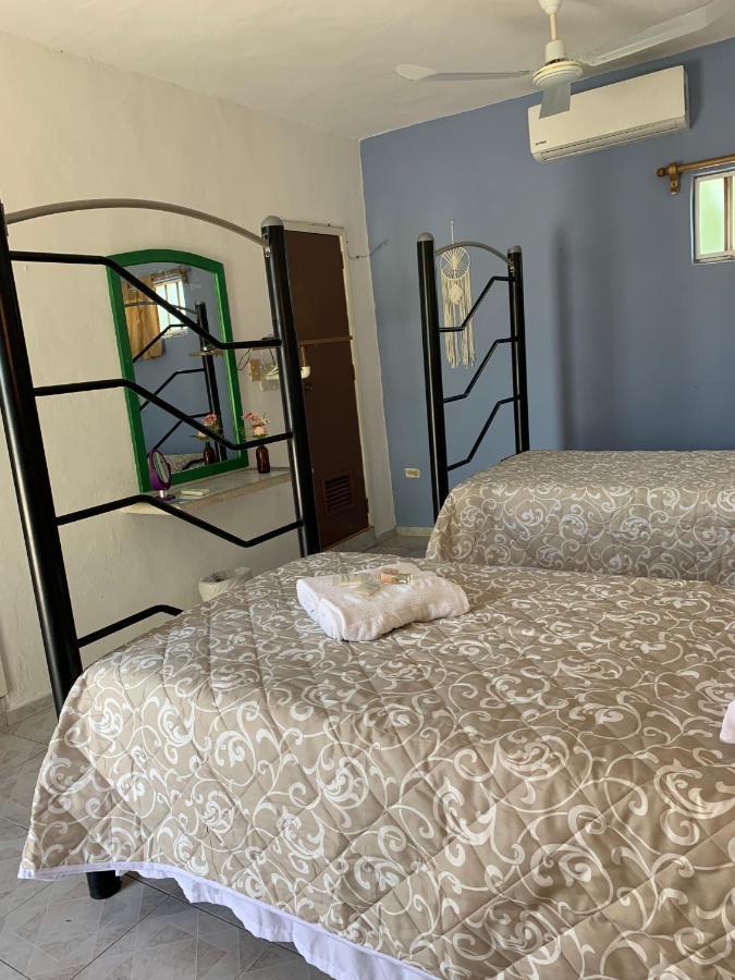 Casa Centro 70 Hotel Merida Bagian luar foto