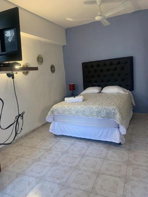 Casa Centro 70 Hotel Merida Bagian luar foto